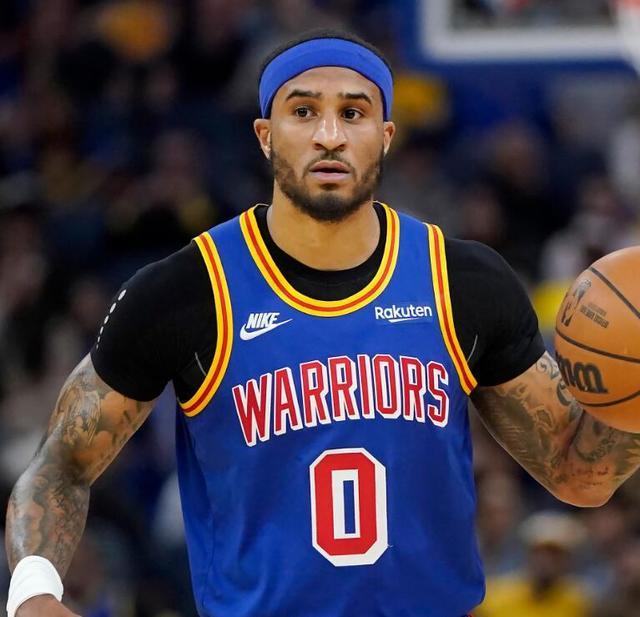 对比两者 对比两者