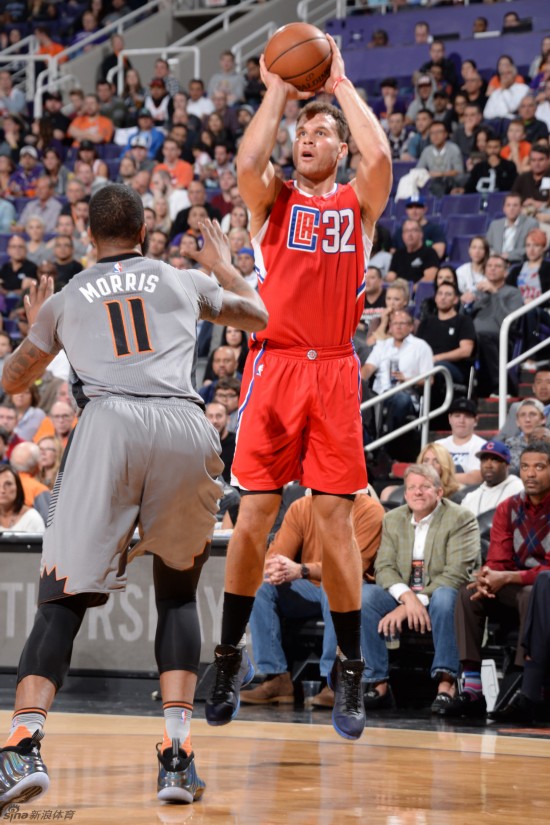 并帮助他重 并帮助他重