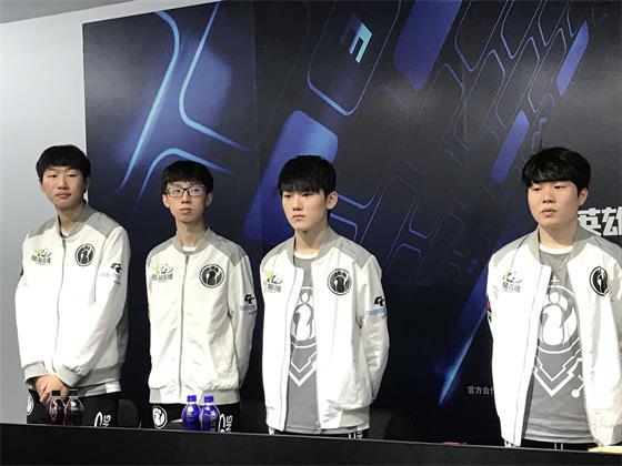 在一个普通 在一个普通