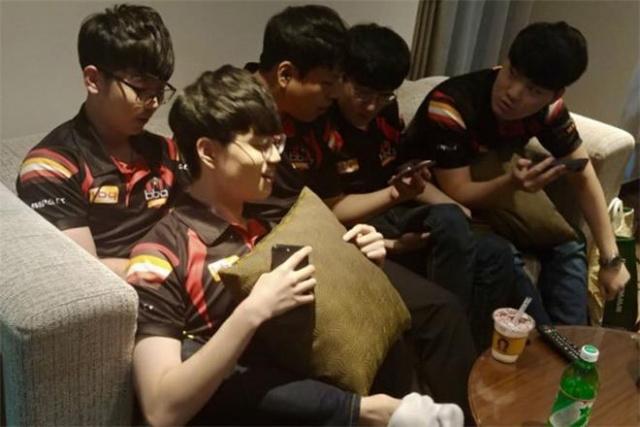 用直航包机 用直航包机